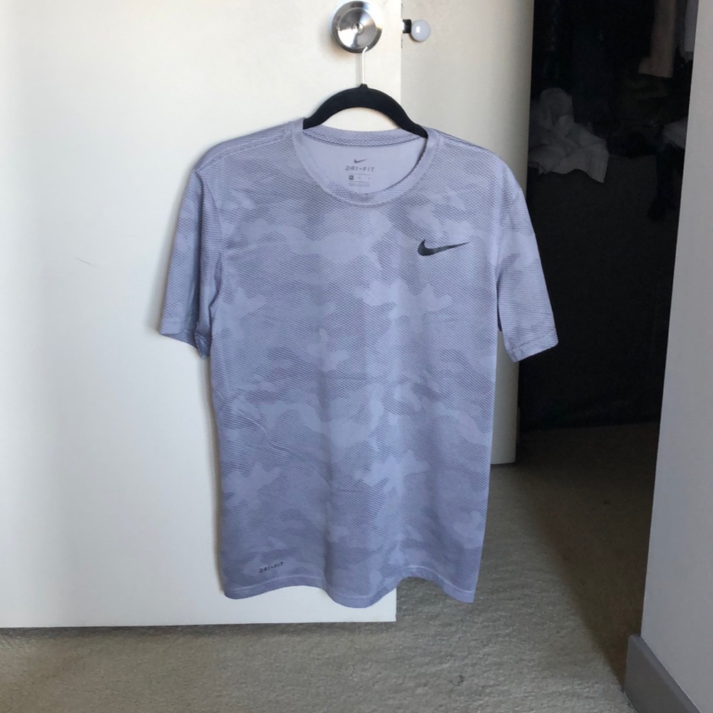 Nike Camo Grey shirt
